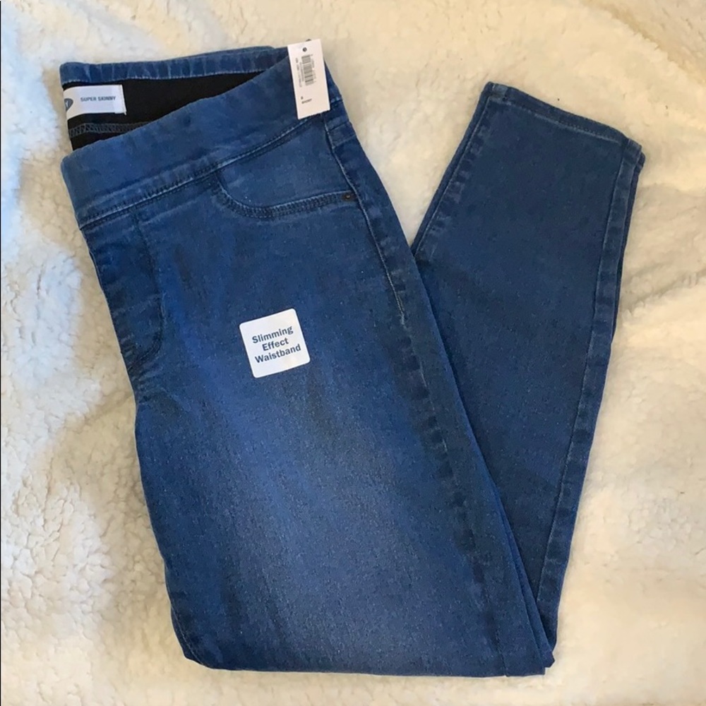 Old Navy Super Skinny Pull-On Jeggings Size 6SHORT - Picture 2 of 5